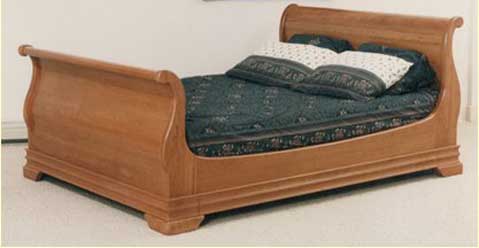 Sleigh Bed